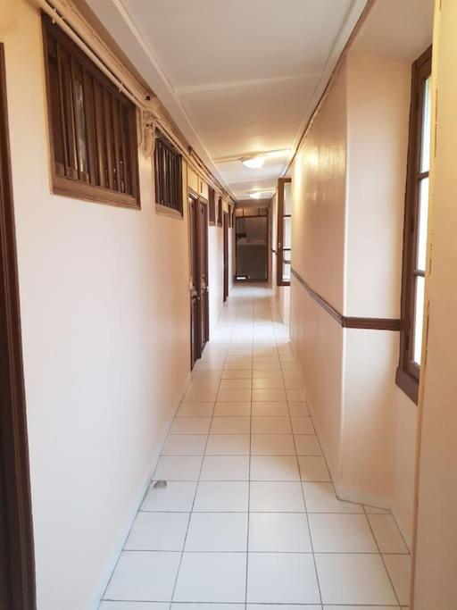 Studette En Plein Coeur Du Vieux Appartement *